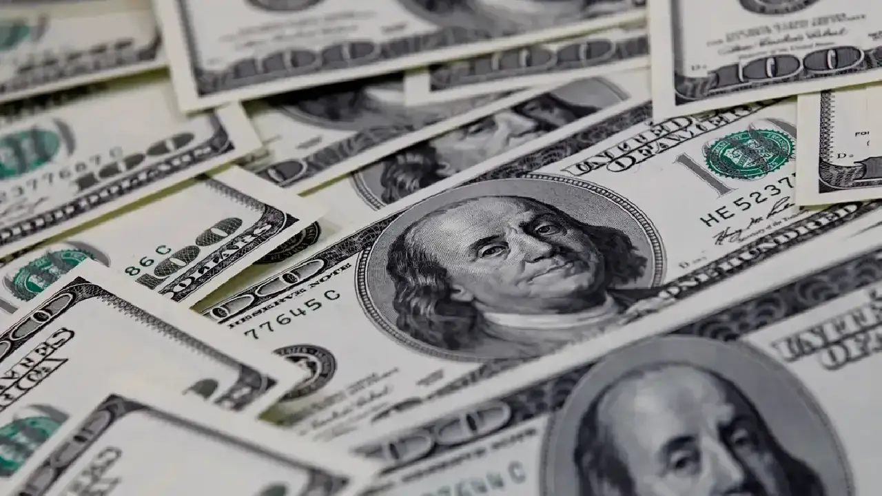 Dólar cai para R$ 5,54 com dados de desemprego nos EUA